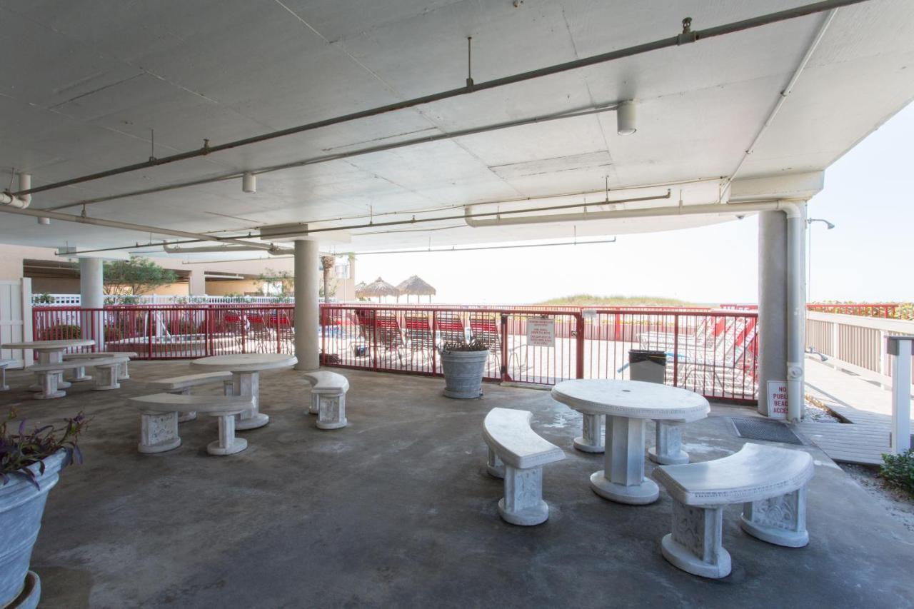 301 Crimson Condos St. Pete Beach Exterior photo